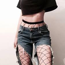 Vớ quần, vớ lưới mang phong cách trẻ trung hiện đại sang chảnh