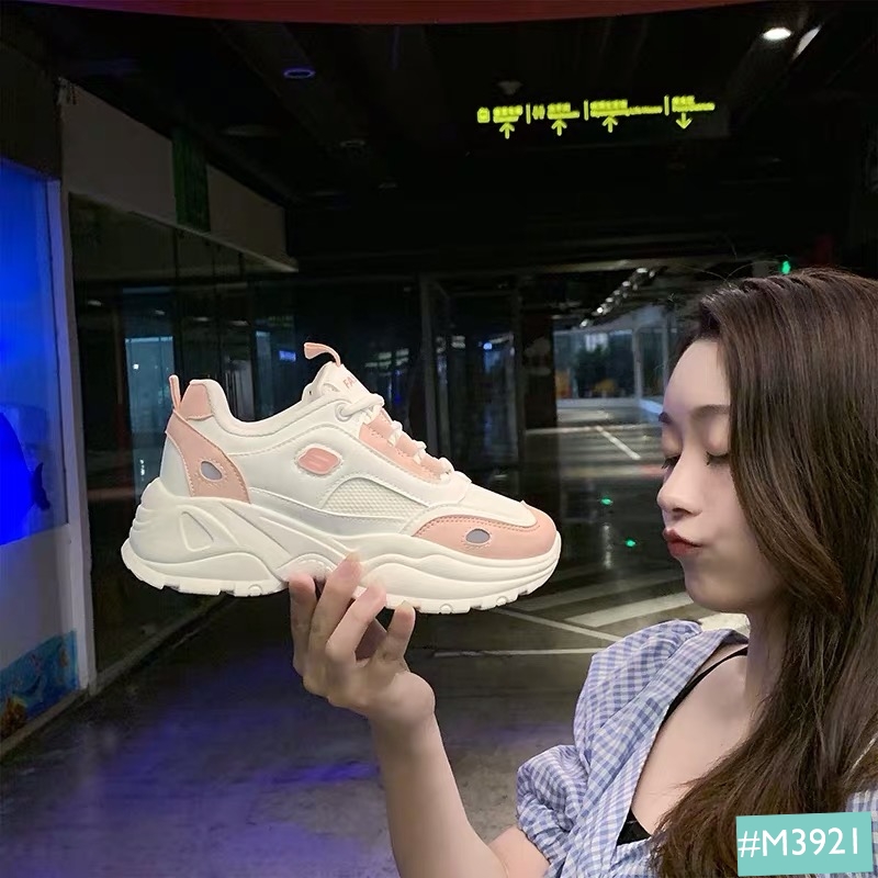 giày thể thao độn đế nữ