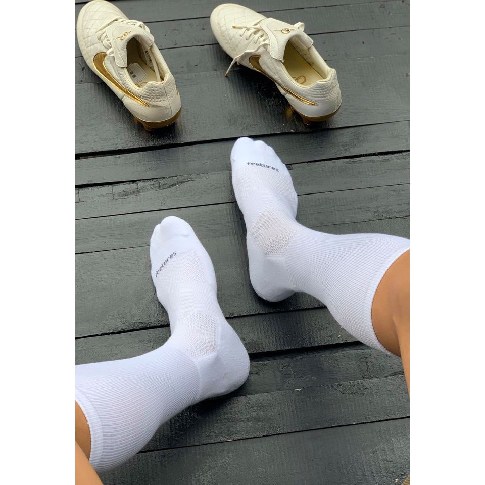 Chân bị phồng rộp đau rát 