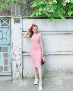 giày lười vải nữ mix cùng váy body